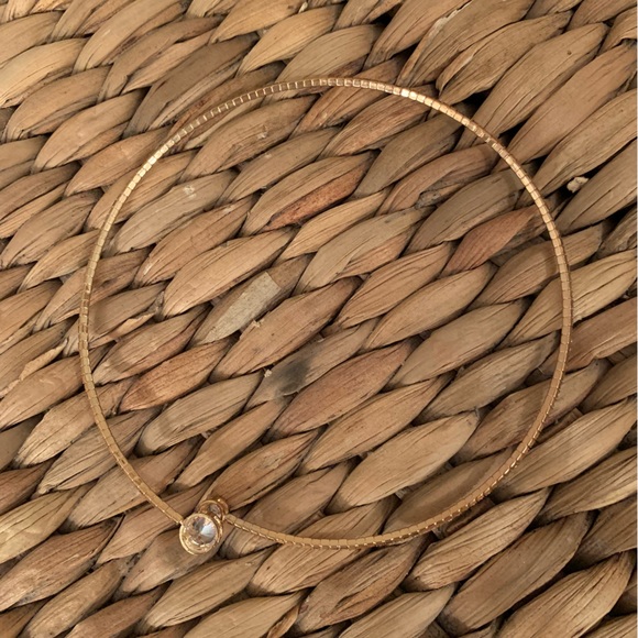 NWOT Gold and Diamond Stretchy Choker Necklace Costume Jewelry - Picture 3 of 5